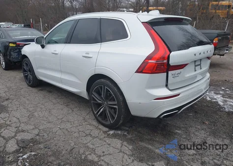 2019 Volvo Xc60 T5 R-Design z USA, uszkodzony, nr VIN LYV102RM8KB232471